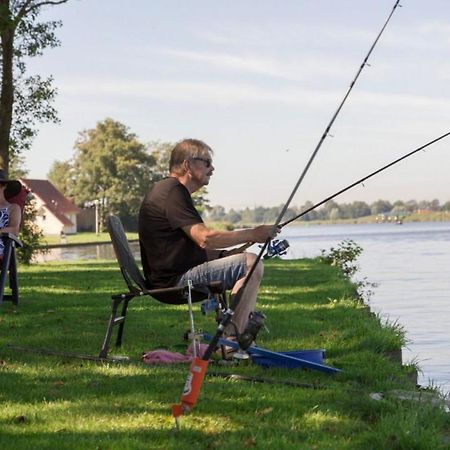 Chalet Kajuit 418 Op 5 Sterren Camping Bergumermeer 호텔 Suameer 외부 사진