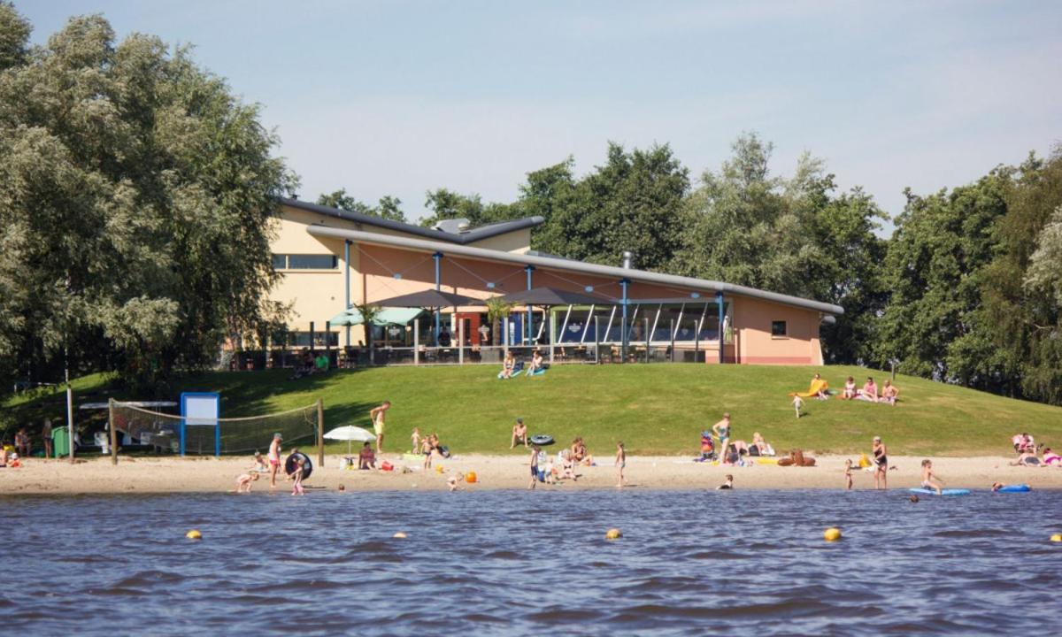 Chalet Kajuit 418 Op 5 Sterren Camping Bergumermeer 호텔 Suameer 외부 사진